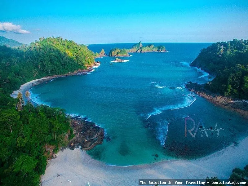 Pantai Wedi Ireng, pasir hitam eksotis