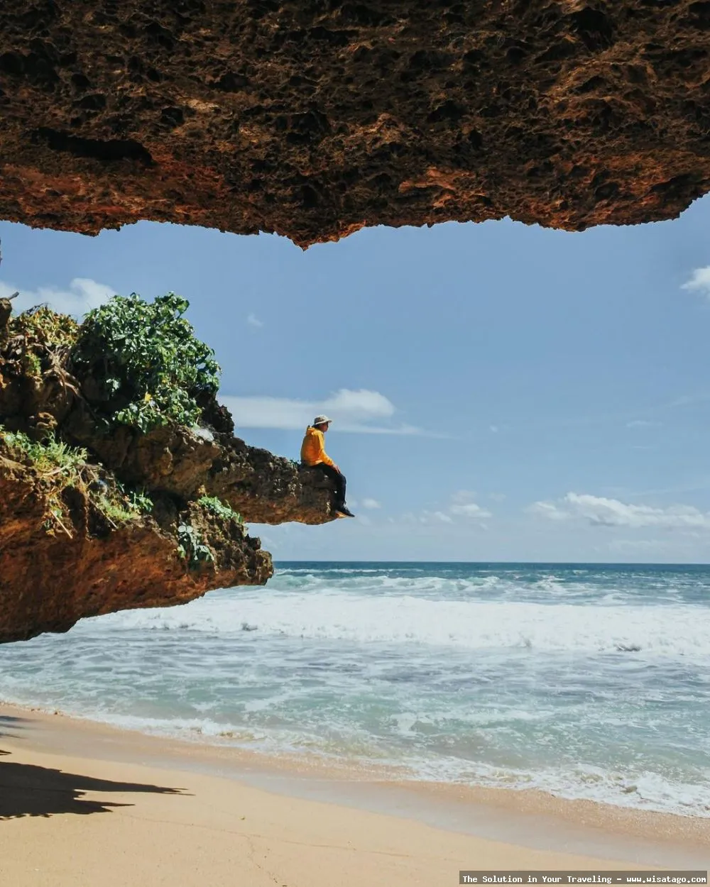 Pantai Widodaren, pesona pantai selatan