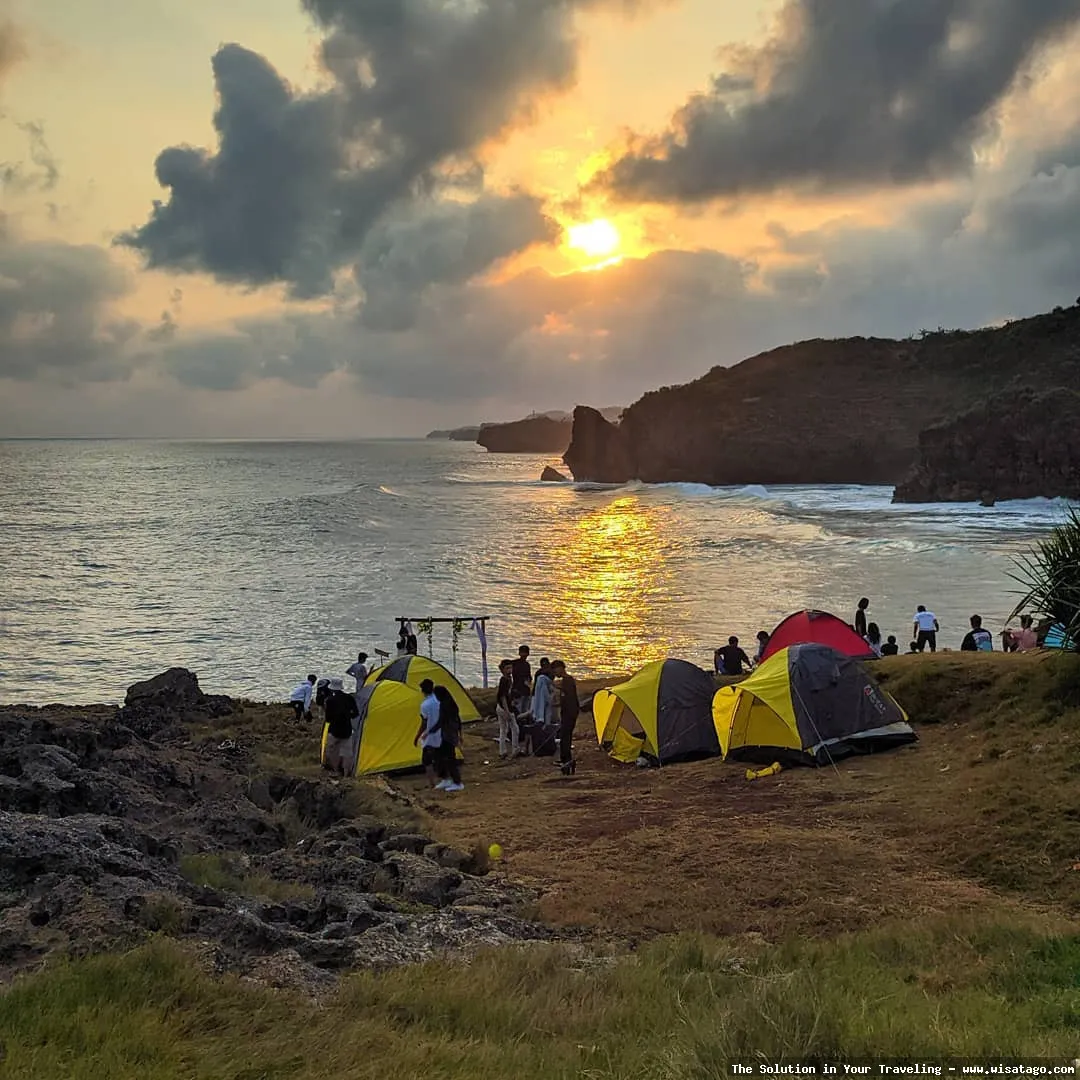 Pantai Widodaren, keindahan tersembunyi Gunungkidul
