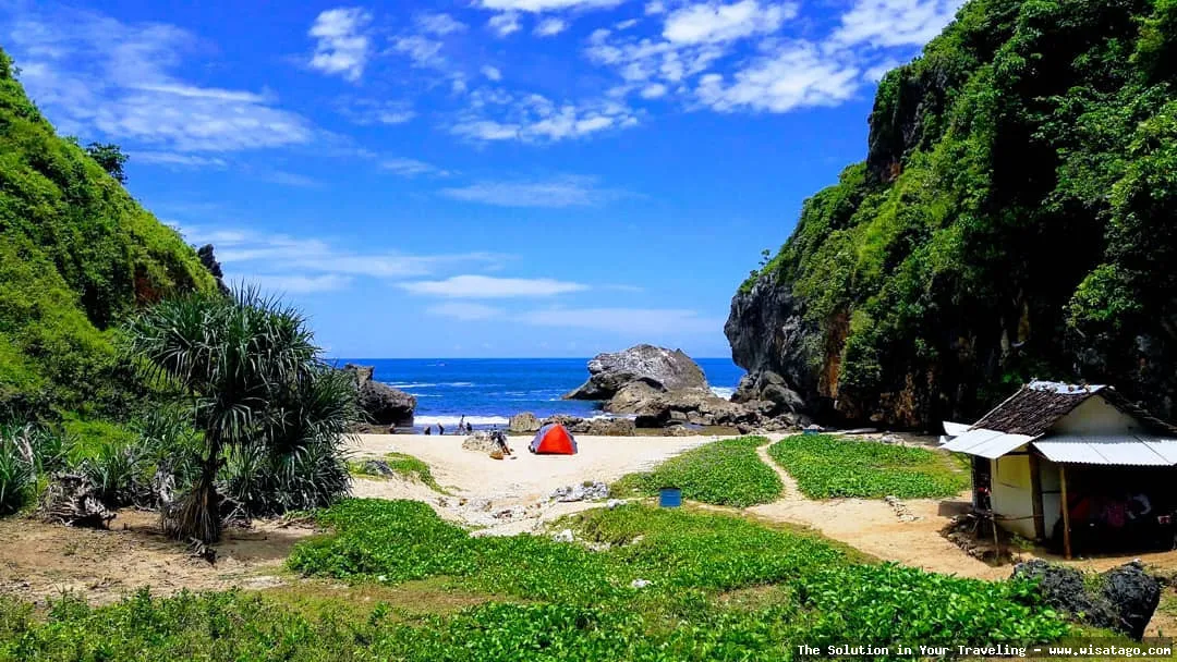 Pantai Wohkudu: keindahan tersembunyi Jogja.