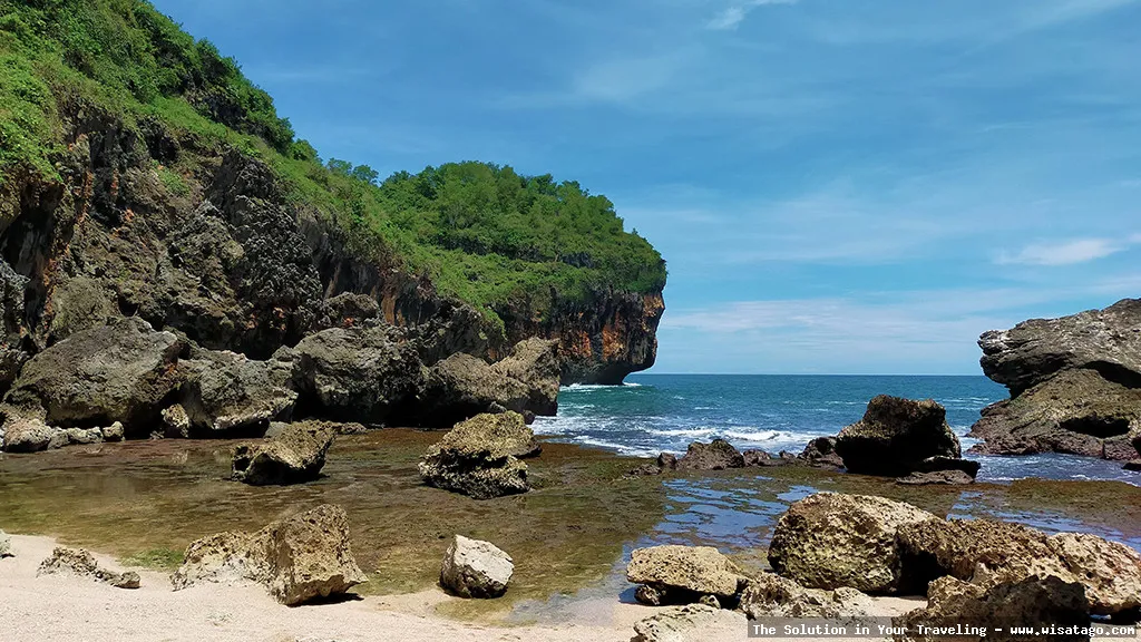 Pantai Wohkudu, keindahan tersembunyi Yogyakarta