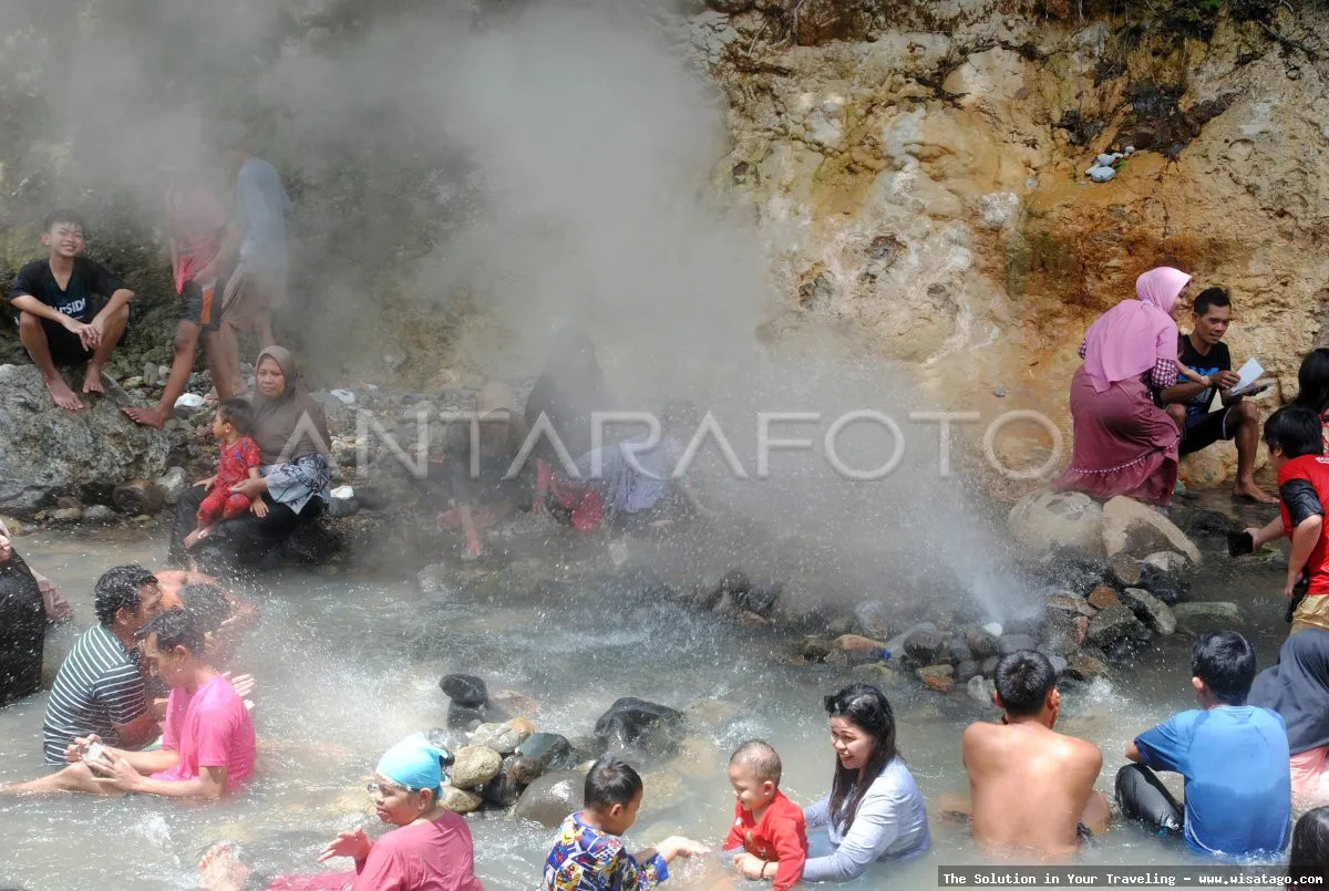 Pemandian Air Panas Jaboi yang menenangkan