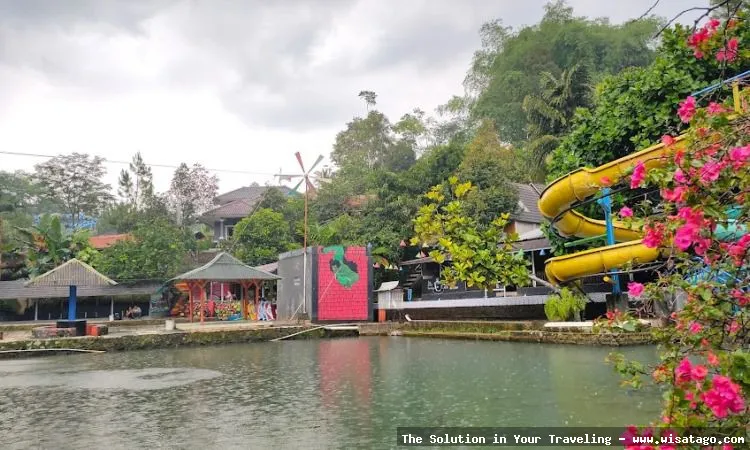 Pemandian Tirta Alam Sagalaherang yang menyegarkan