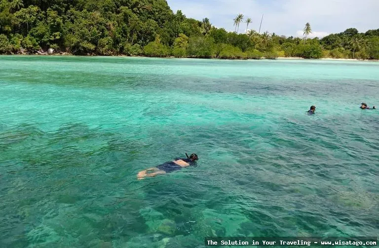 Pulau Abang, surga bawah laut Batam