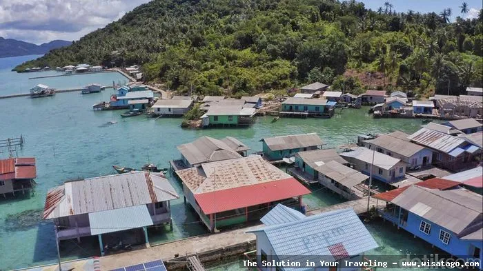 Pulau Batu Belah yang mempesona