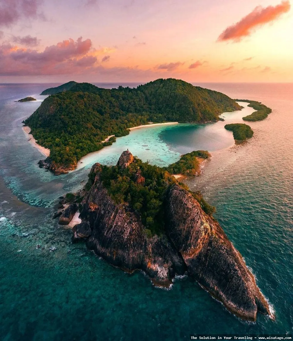 Pulau Bawah, surga tersembunyi Indonesia