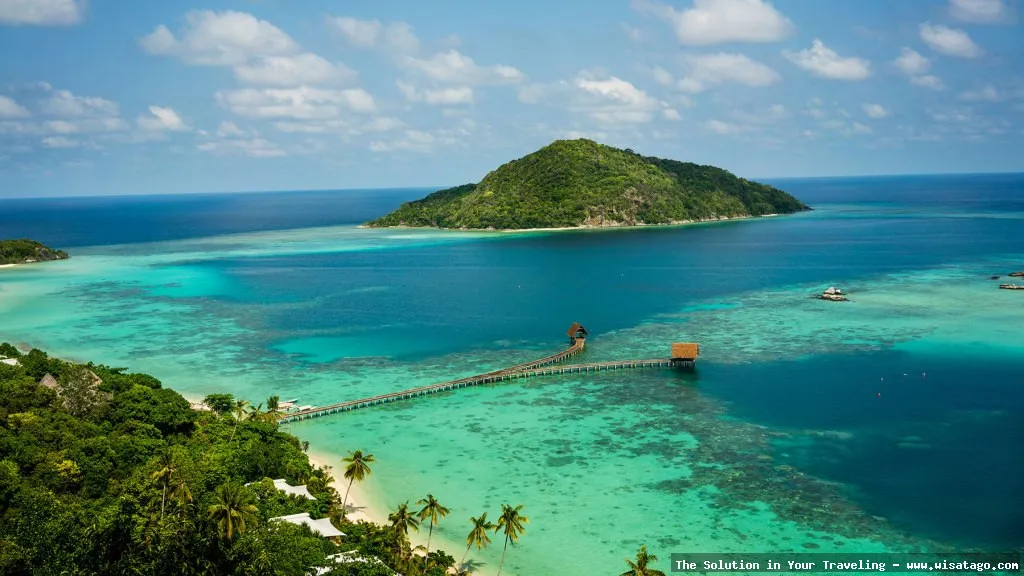 Pulau Bawah, surga tropis Indonesia