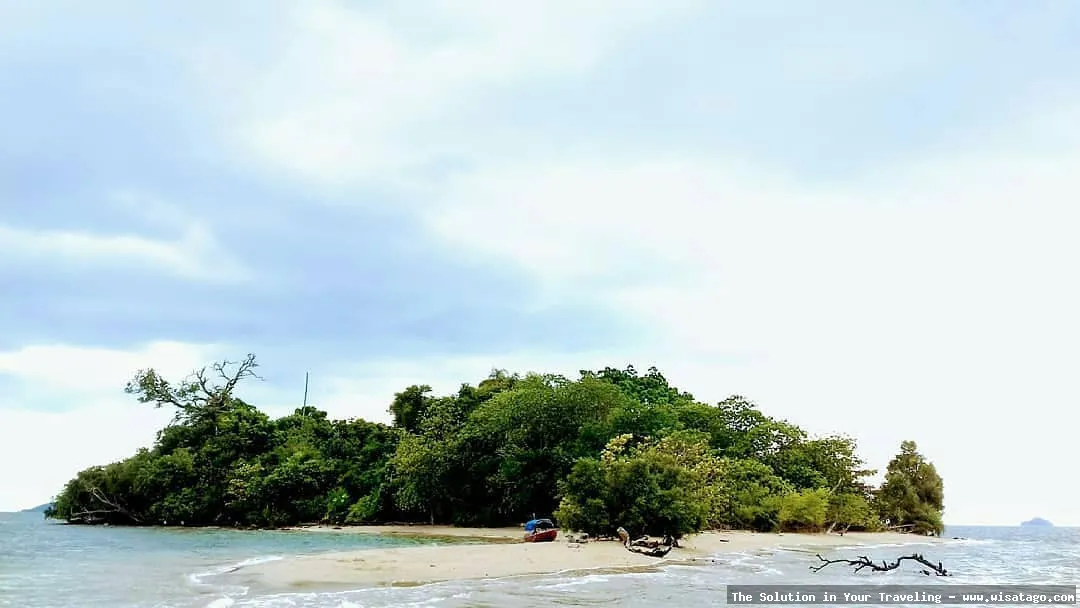 Pulau Belanding, surga tersembunyi Bangka.