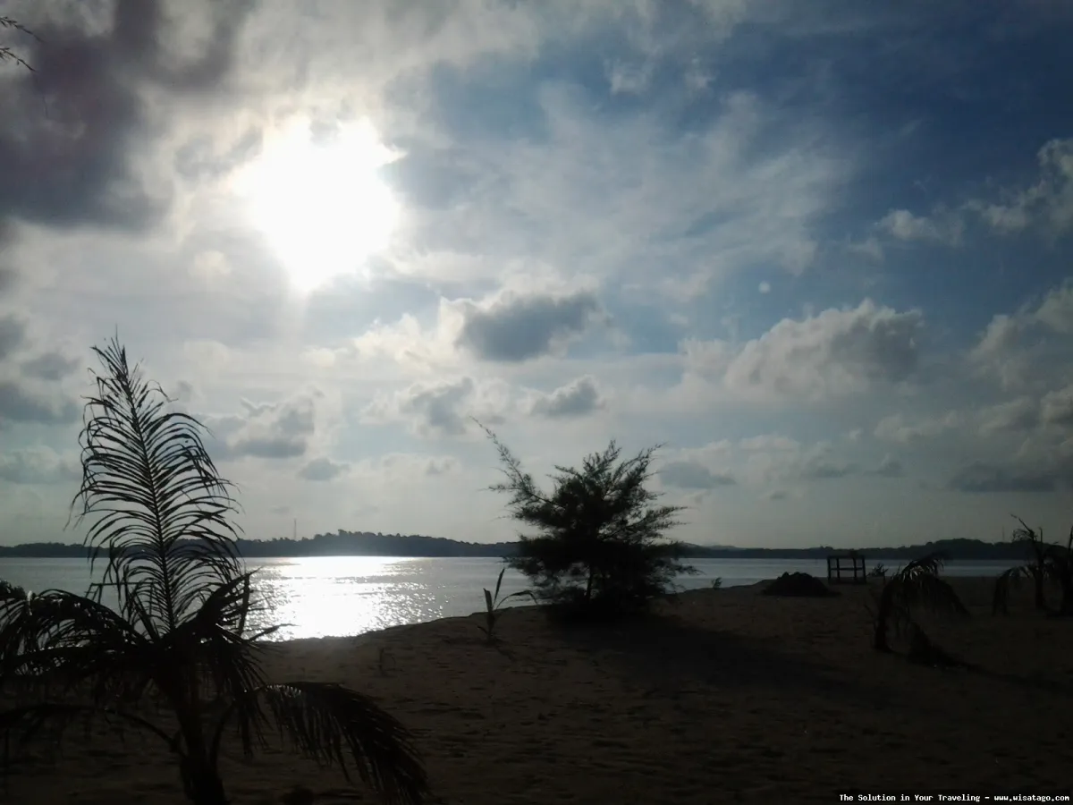 Pulau Beralas Pasir yang indah mempesona