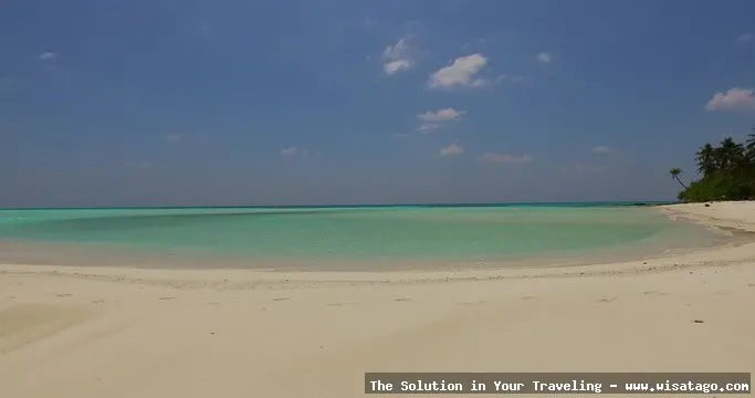 Pulau Biola, keindahan alam memukau
