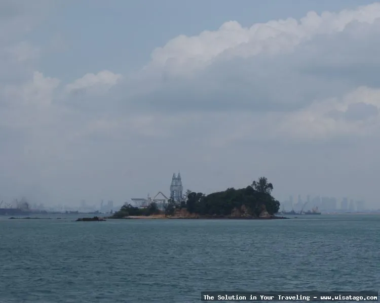 Pulau Biola, keindahan tersembunyi Bangka.