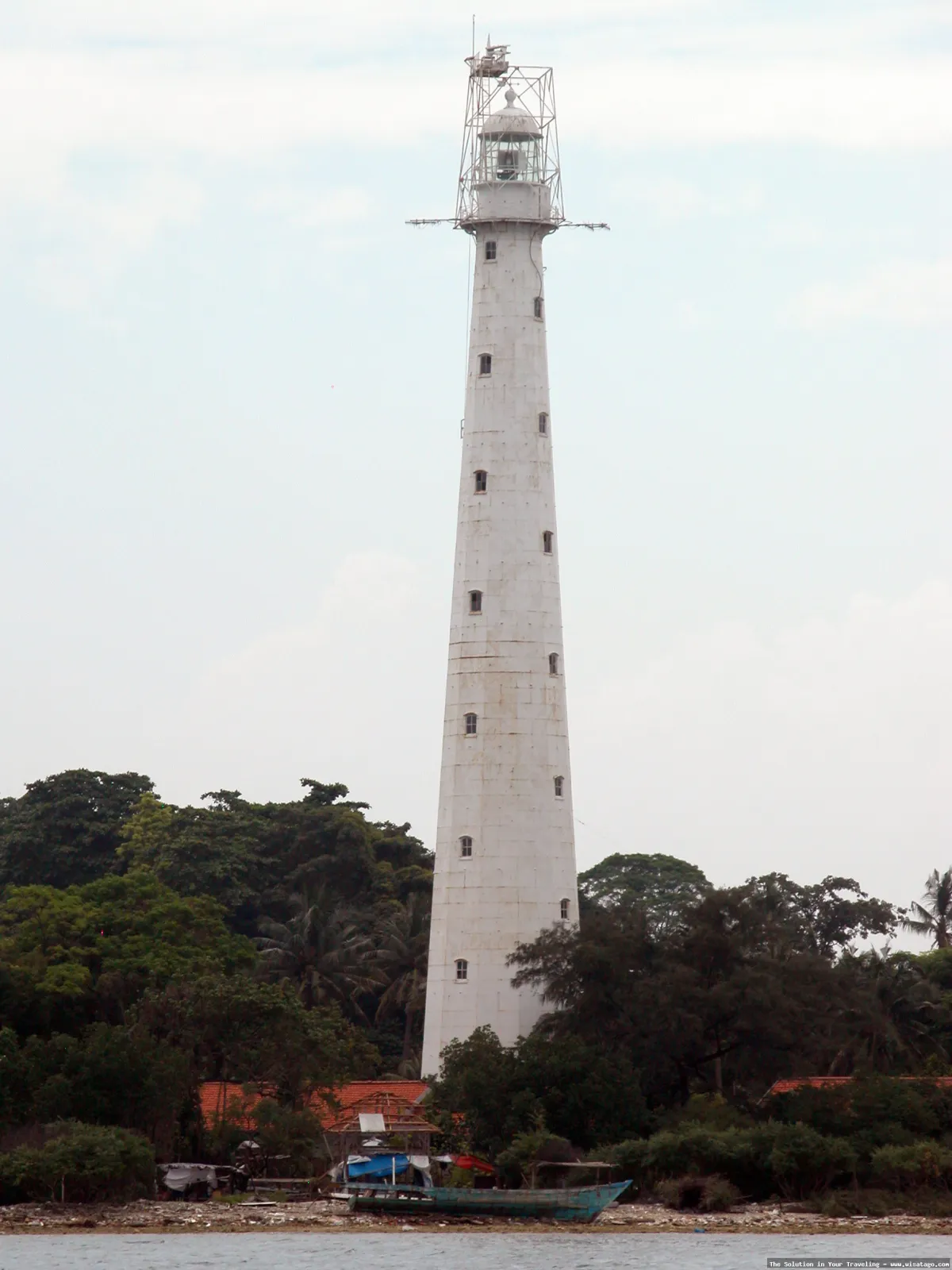 Pulau Damar: keindahan alam tersembunyi