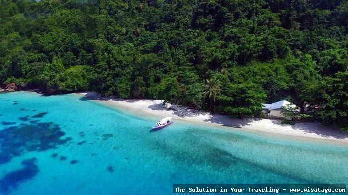 Pulau Lampu: keindahan alam memukau