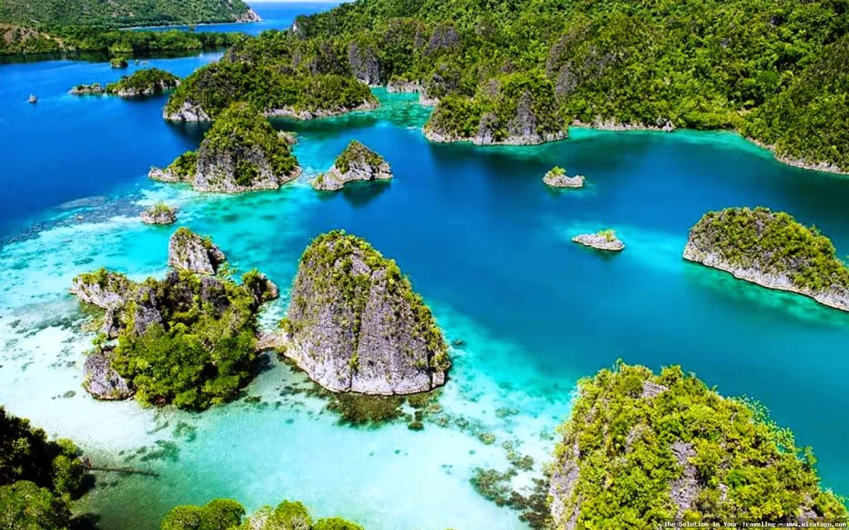 Pulau Laut: keindahan alam memukau