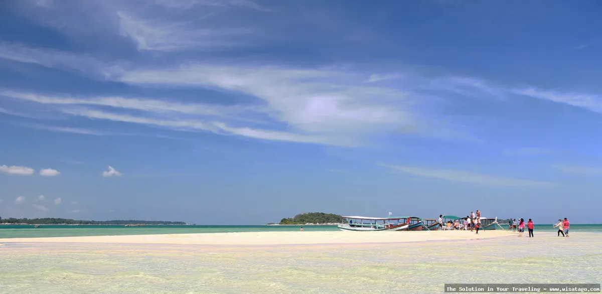 Pulau Pasir, hamparan pasir menawan.