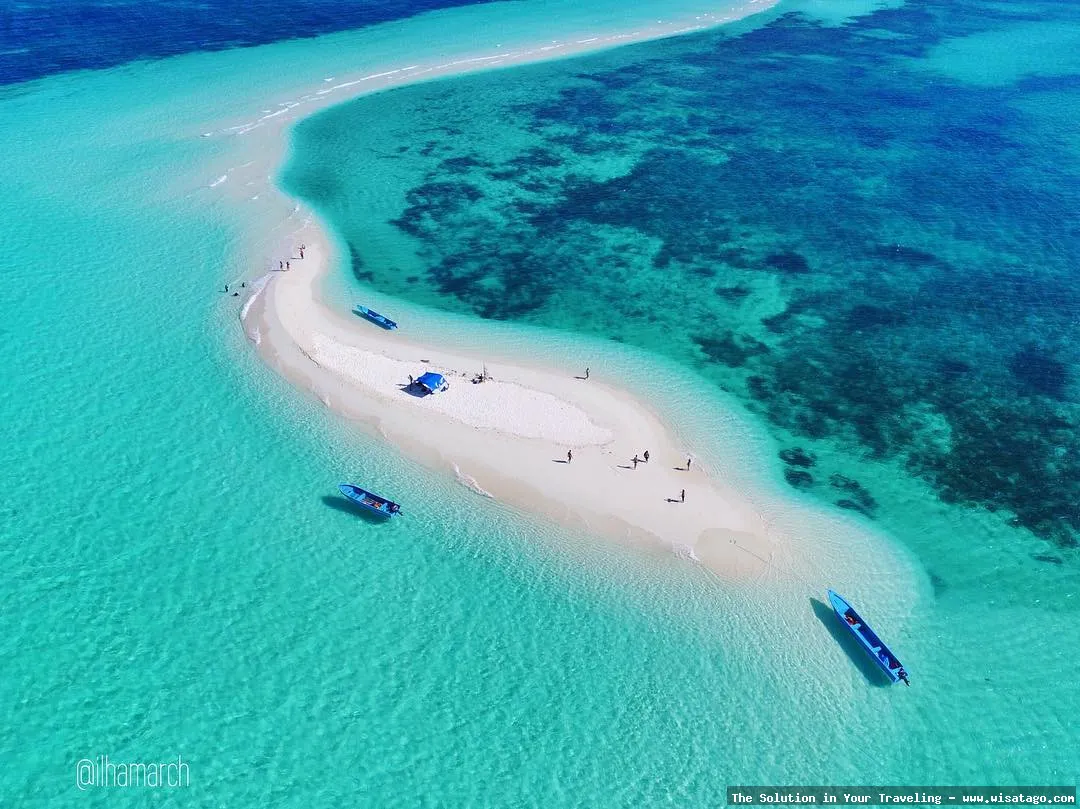 Pulau Pasir, hamparan pasir putih.