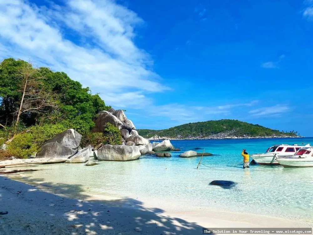 Pulau Penjalin: Tips, Harga Tiket, Kuliner, Lokasi, Fasilitas dan Spot