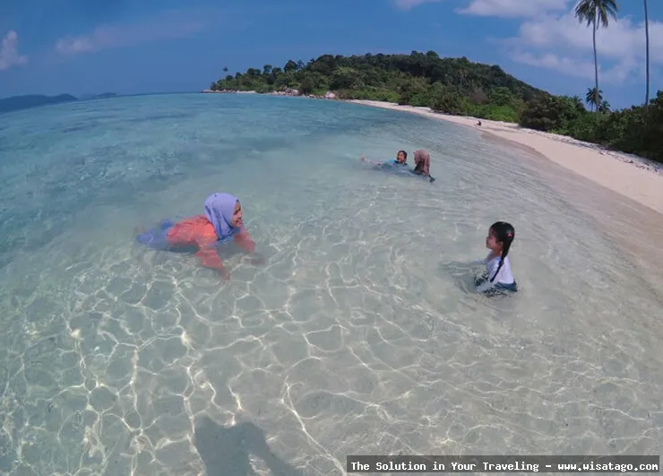 Pulau Semut, keindahan alam memukau