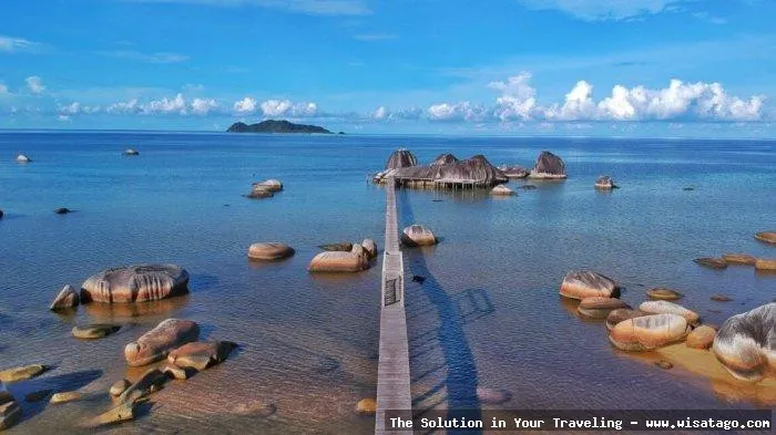 Pulau Senoa, keindahan alami memesona