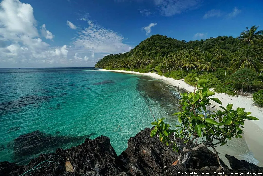 Pulau Senoa, keindahan alami Natuna.