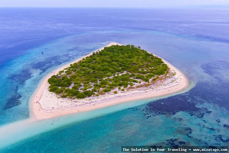 Pulau Tabuhan, surga selancar tersembunyi