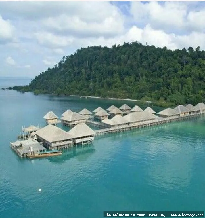 Pulau Telunas: keindahan alam memukau
