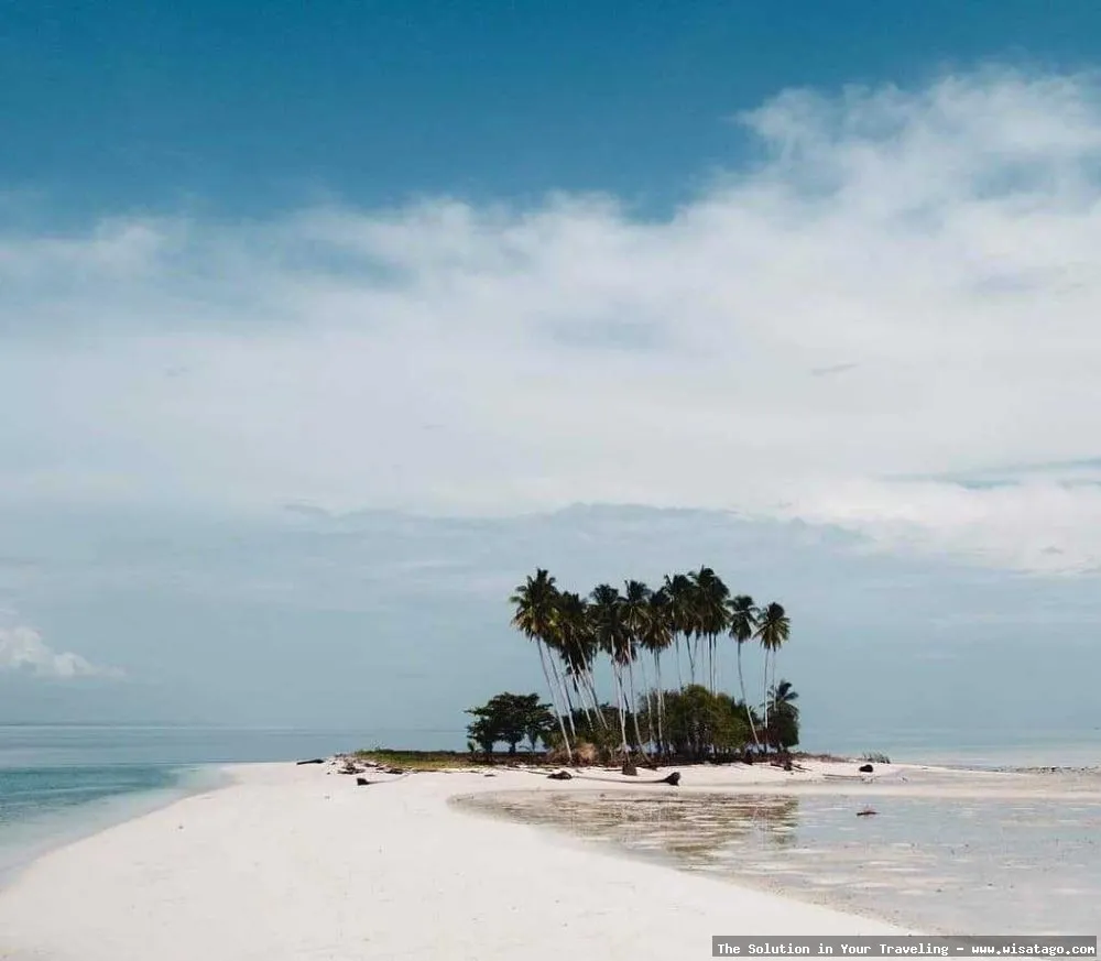 Pulau Tulang eksotis dan misterius