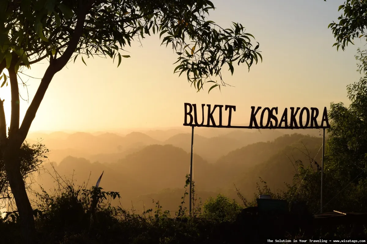 Puncak Kosakora: pemandangan indah dari atas