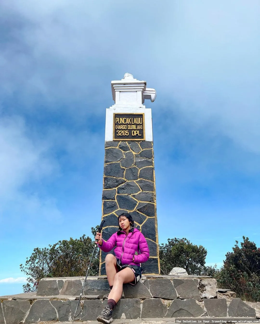 Puncak Lawu: keindahan alam memukau
