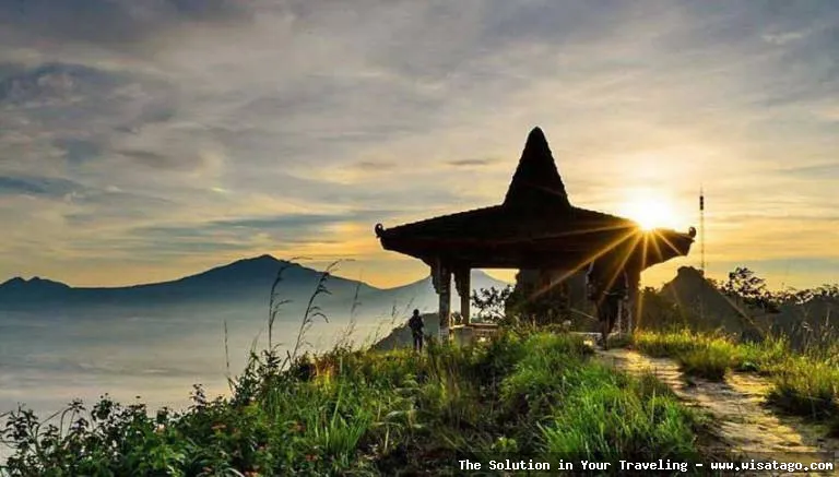 Puncak Suroloyo: pemandangan alam memukau