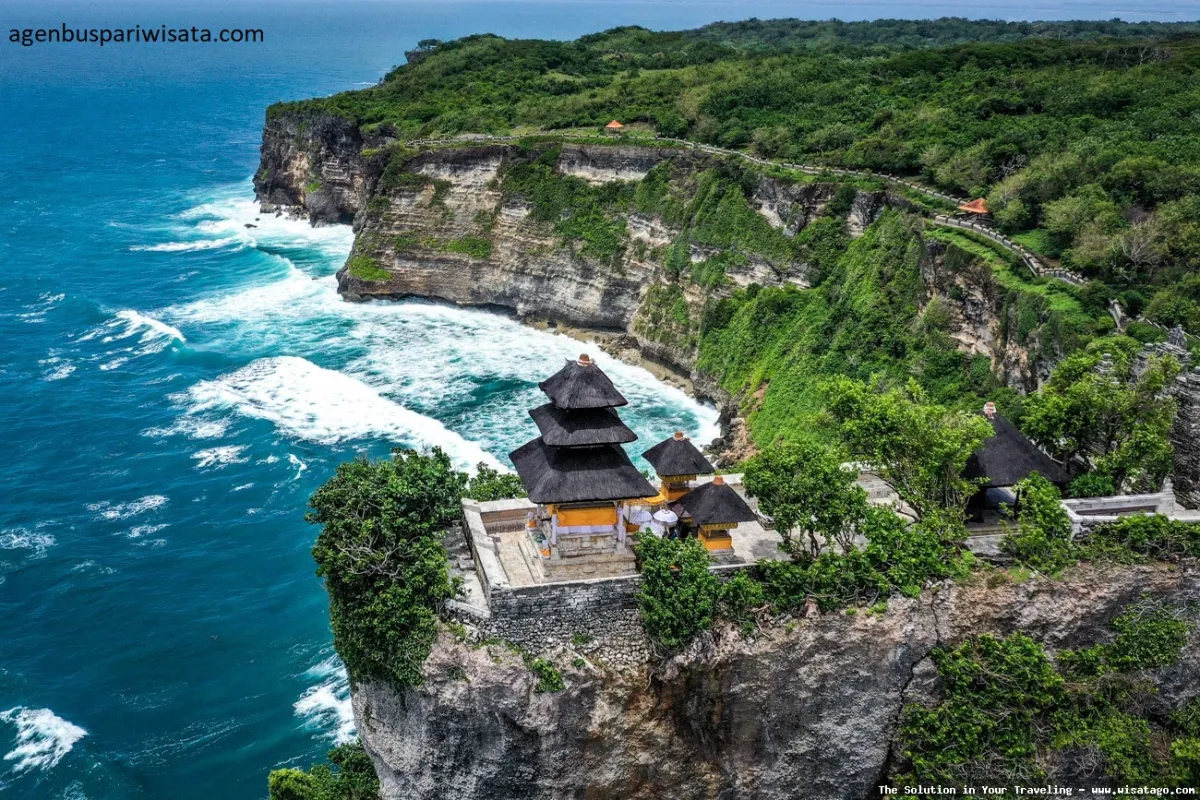 Pura Luhur Uluwatu, pemandangan menakjubkan.