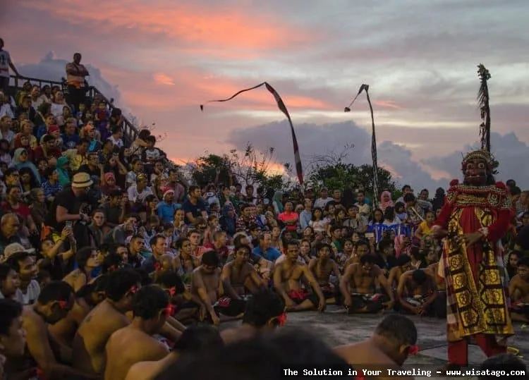 Pura Luhur Uluwatu, pemandangan menakjubkan