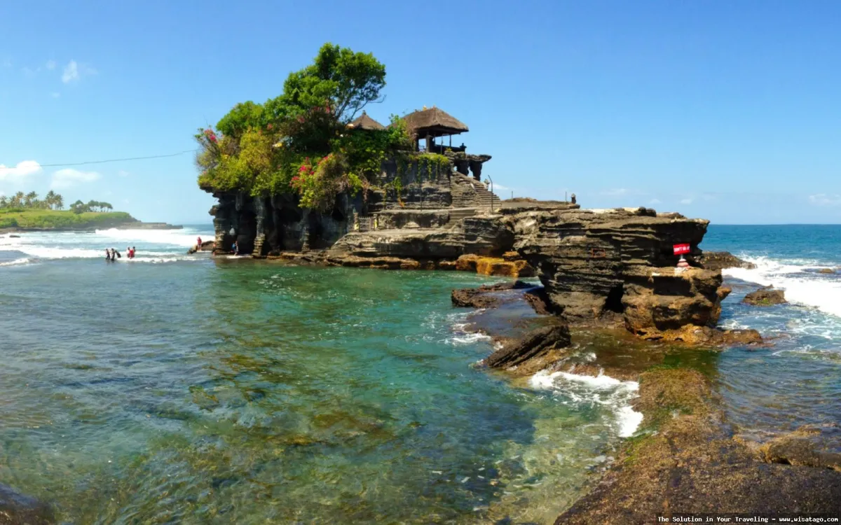 Pura Tanah Lot saat senja hari