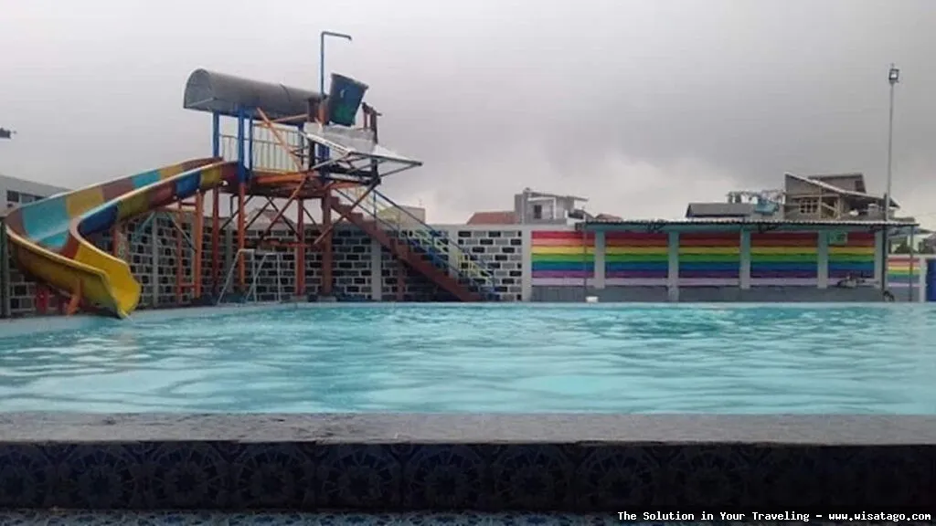 Queen Garden Waterboom wahana bermain air