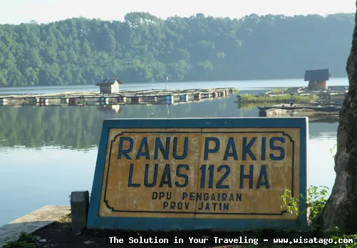 Ranu Pakis, danau indah nan tenang