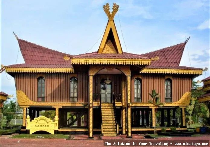 Rumah Limas Potong khas Sumatera Selatan