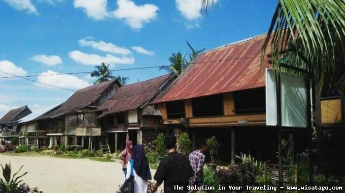 Rumah Tuo Rantau Panjang yang megah