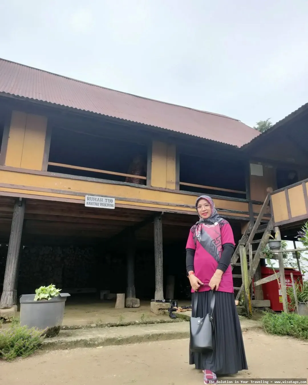 Rumah Tuo Rantau Panjang yang megah