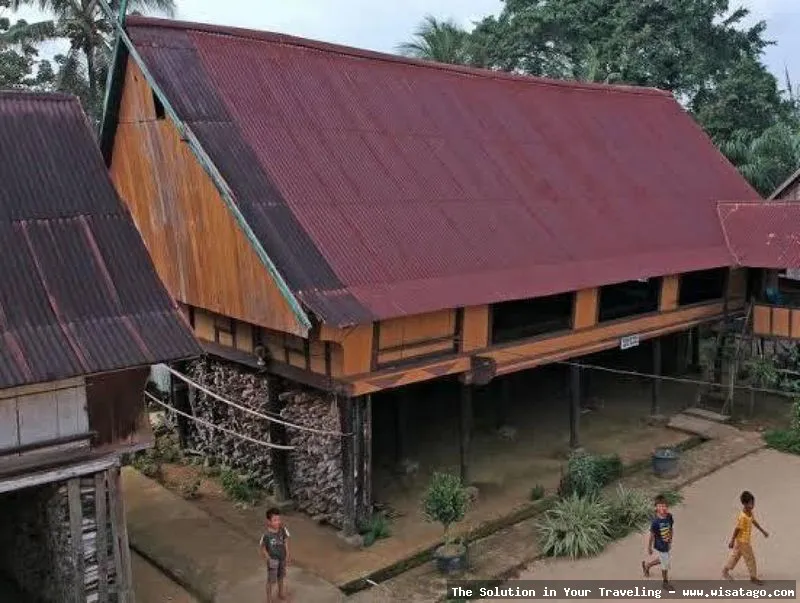 Rumah Tuo Rantau Panjang yang megah