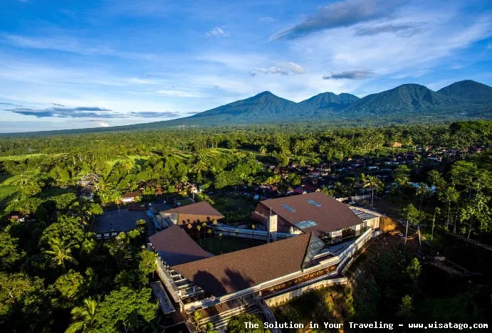 Secret Garden Village yang asri.
