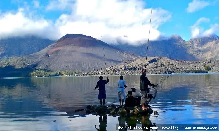 Segara Anak: Danau kawah Rinjani