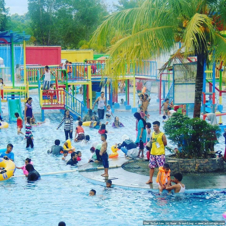 Semagi Waterpark, wahana air seru.