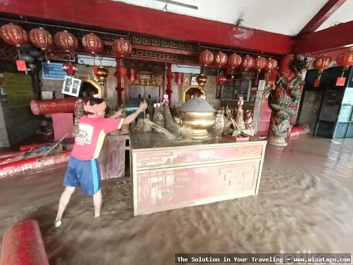 Sian Djin Ku Poh Temple megah.