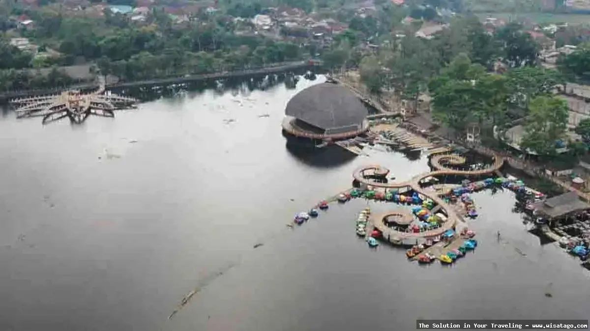 Situ Bagendit: danau indah mempesona.