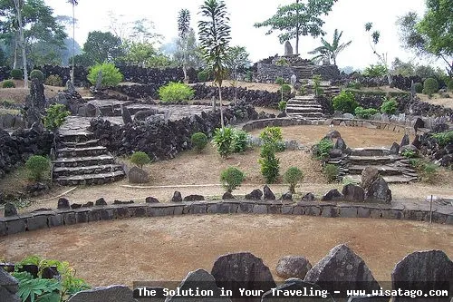 Situs Purbakala Cipari, artefak bersejarah