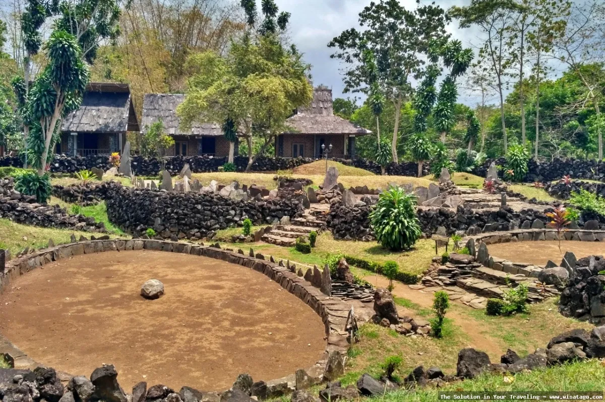 Situs Purbakala Cipari, artefak bersejarah
