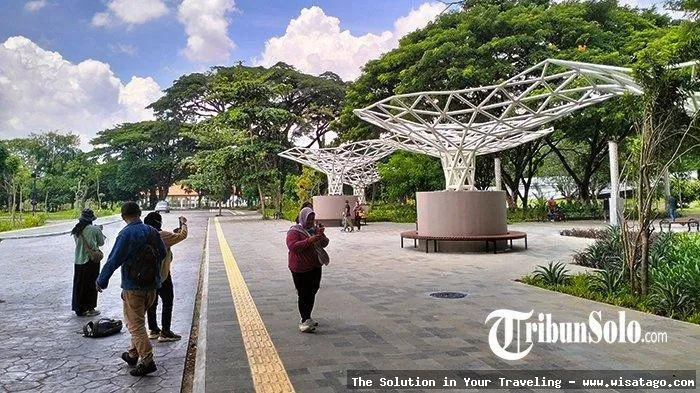 Taman Balekambang, keindahan kota Solo
