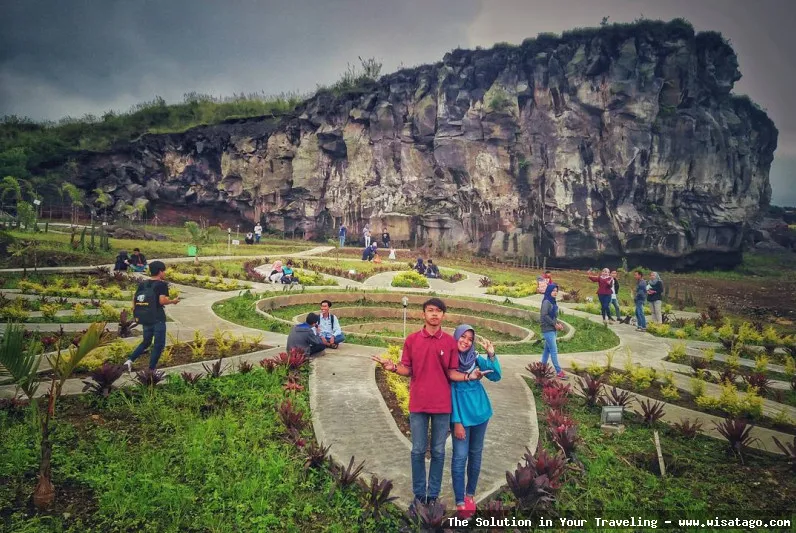 Taman Cisantana, keindahan alam Kuningan