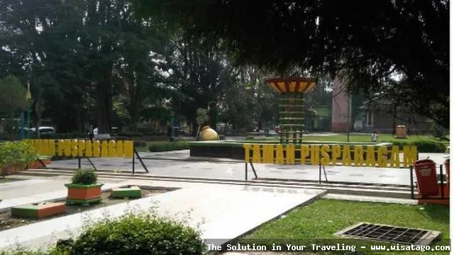 Taman Pusparagam: Keindahan kota yang alami