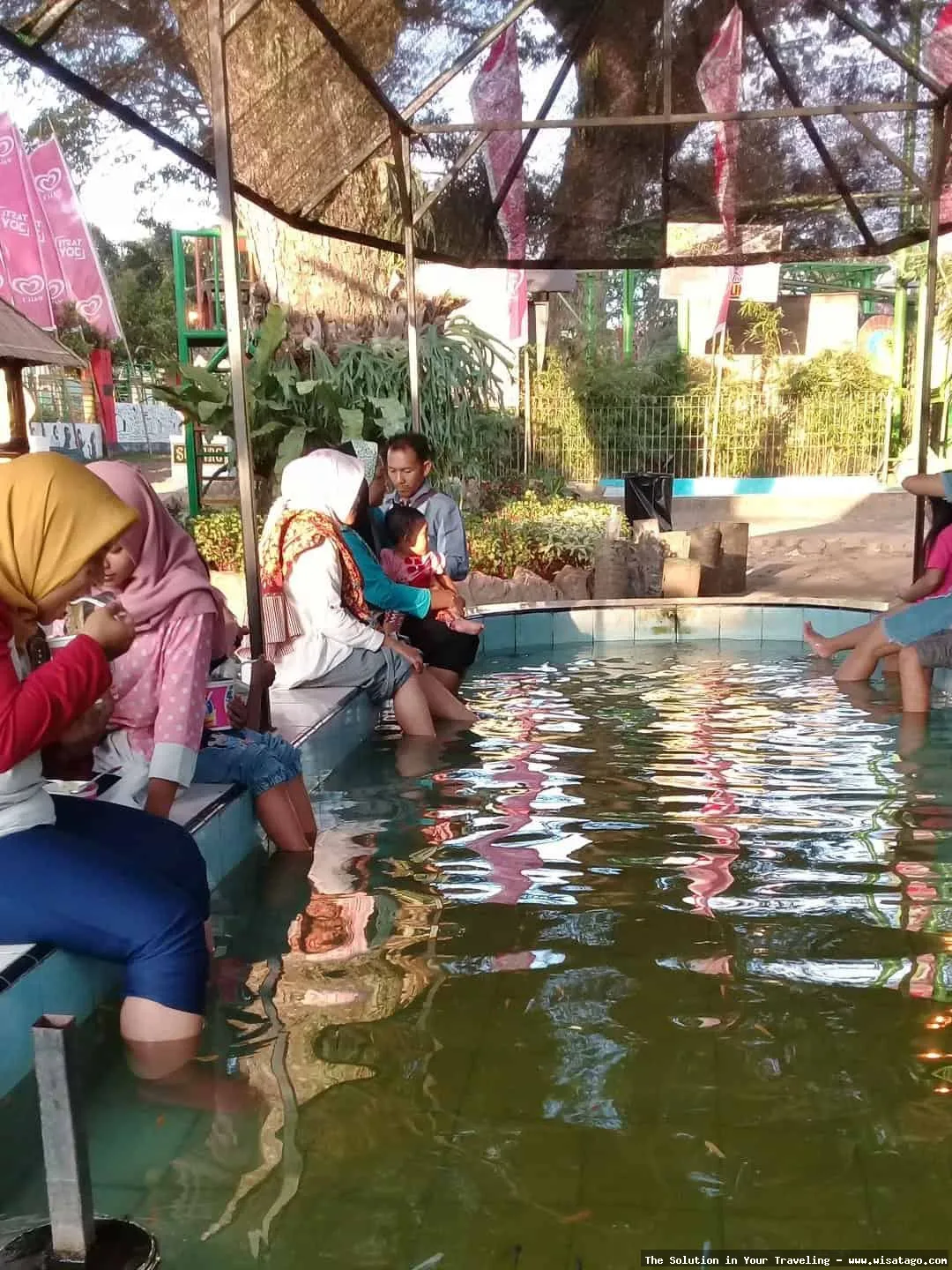 Taman Rekreasi Umbul yang menyegarkan alami